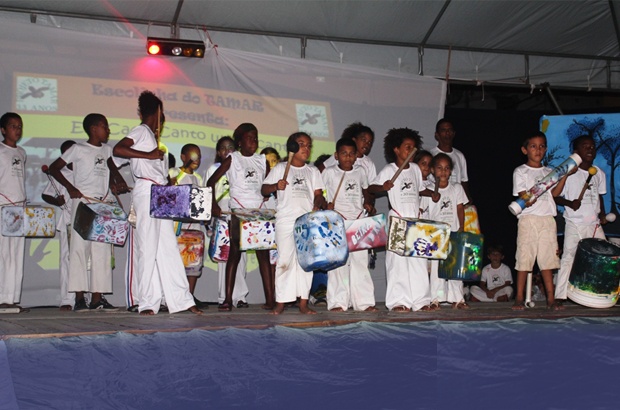 Tamar em Arembepe apresentou educação com arte