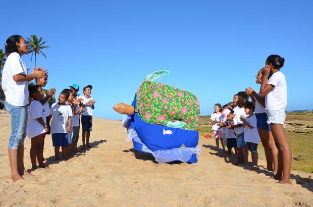 Escolinha do Tamar em Arembepe: 10 anos celebrando a vida