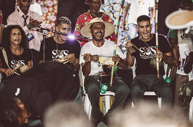 Grupo de Capoeira Unidos nas Tartarugas da Fundação Projeto Tamar
