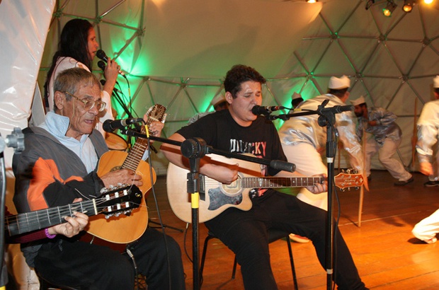 VIII Mês da Cultura Popular faz homenagem no TAMAR Ubatuba-SP