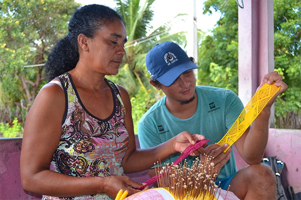 Grupo de rendeiras e outros artesanatos em Almofala, Ceará: valorização cultural e união das comunidades com as ações de conservação